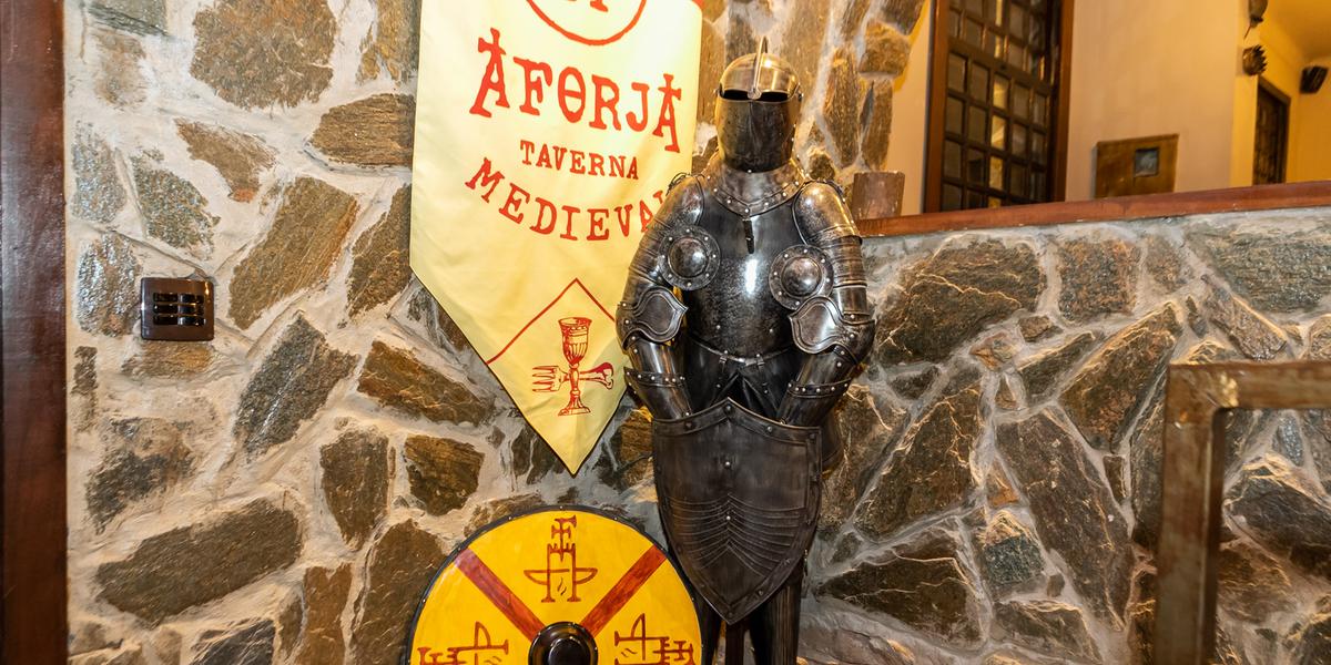 Feira medieval transforma rua da Savassi neste domingo (29)