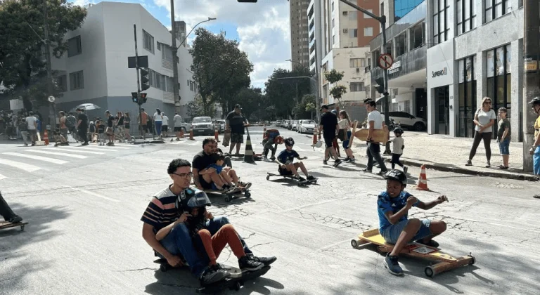 Brincadeira de criança: encontro de carrinhos de rolimã movimenta BH no fim de semana