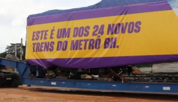 Dois novos trens do metrô chegam em BH; primeiro deles deve rodar já em abril