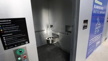 BH ganha 5º banheiro público autolimpante e terá outros 14 em 2026