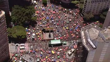 De ‘cidade deserta’ a 6,5 milhões de foliões: como o carnaval de BH passou a ser um dos maiores do país em menos de duas décadas