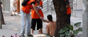 Por conta do forte calor, PBH distribuirá água para moradores de rua nesta quarta-feira (19)