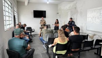 Bares da av. Guarapari poderão funcionar até 2h da manhã após acordo de comerciantes com a PBH