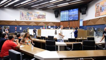 CMBH aprova em 1° turno projetos de lei que proíbem propagandas e patrocínios de bets