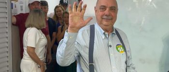 Fuad está internado na UTI com sangramento no intestino, aponta boletim médico