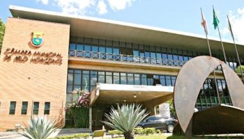 Efeito Erika Hilton: projeto na Câmara de BH quer barrar pessoas trans em presidência de comissão