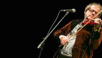 Com ingressos a partir de R$ 20, Marcus Viana se apresenta com orquestra e coral em BH