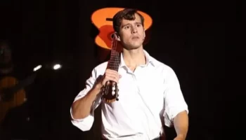 ‘Tom Jobim Musical’ chega a Belo Horizonte e revisita a trajetória do compositor